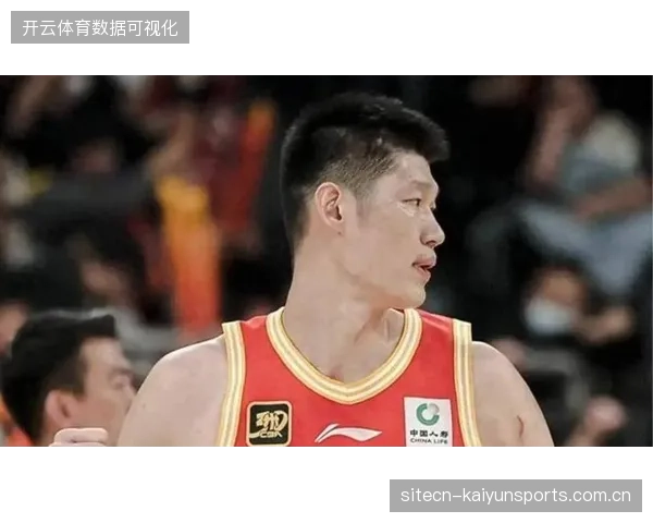 胡金秋与塔克在G4联手爆发，用高效的个人进攻惩罚了上海队的防守松懈